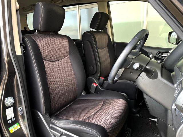 セレナ ハイウェイスター Vセレクション+セーフティ SHV 禁煙車 両側電動スライドドア 衝突軽減装置 純正ナビ ETC・Bluetooth・フルセグ LEDヘッドライト スマートキー オートライト 革巻きステアリング 地デジ プライバシーガラス オートエアコ(8枚目)