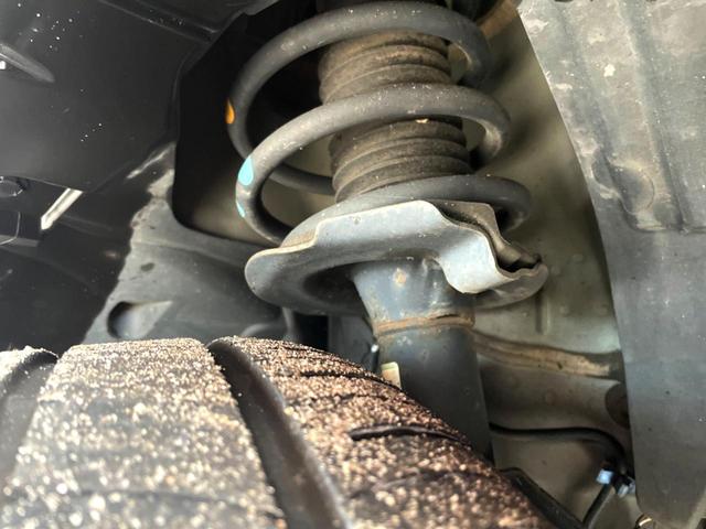 セレナ ハイウェイスター Vセレクション+セーフティ SHV 禁煙車 両側電動スライドドア 衝突軽減装置 純正ナビ ETC・Bluetooth・フルセグ LEDヘッドライト スマートキー オートライト 革巻きステアリング 地デジ プライバシーガラス オートエアコ(21枚目)