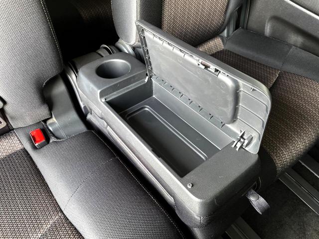 セレナ ハイウェイスター Vセレクション+セーフティ SHV 禁煙車 両側電動スライドドア 衝突軽減装置 純正ナビ ETC・Bluetooth・フルセグ LEDヘッドライト スマートキー オートライト 革巻きステアリング 地デジ プライバシーガラス オートエアコ(42枚目)