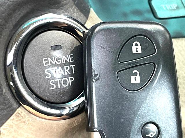 ＬＳ ＬＳ４６０　バージョンＳ　禁煙車　純正ＨＤＤナビ　バックカメラ　レーダークルーズ　レザーシート　前席シートエアコン　コーナーセンサー　スマートキー　ＨＩＤヘッド　ビルトインＥＴＣ　オートライト　デュアルエアコン　ＣＤ（27枚目）