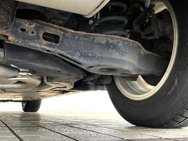 プリウス Ｓ　禁煙車　純正ＳＤナビ　バックカメラ　レーダークルーズ　ドラレコ　ＬＥＤヘッド　ビルトインＥＴＣ　純正１５インチアルミ　オートハイビーム　オートライト　オートエアコン　Ｂｌｕｅｔｏｏｔｈ　ＣＤ（21枚目）