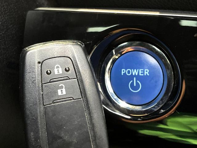 プリウス Ｓ　禁煙車　純正ＳＤナビ　バックカメラ　レーダークルーズ　ドラレコ　ＬＥＤヘッド　ビルトインＥＴＣ　純正１５インチアルミ　オートハイビーム　オートライト　オートエアコン　Ｂｌｕｅｔｏｏｔｈ　ＣＤ（28枚目）