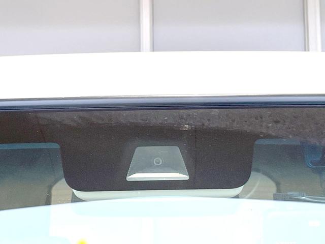 Ｎ－ＢＯＸ Ｇ・Ｌホンダセンシング　禁煙車　４ＷＤ　電動スライドドア　ＳＤナビ　バックカメラ　衝突被害軽減システム　ドラレコ　スマートキー　ビルトインＥＴＣ　クルコン　純正　車線逸脱警報　オートライト　オートエアコン（3枚目）