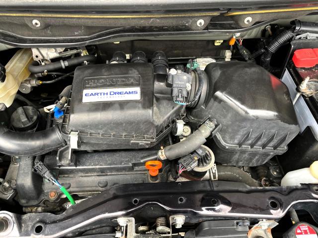 Ｎ－ＢＯＸカスタム Ｇ・Ａパッケージ　禁煙車　４ＷＤ　電動スライドドア　ＳＤナビ　ＨＩＤヘッド　純正１４インチアルミ　デュアルエアコン　Ｂｌｕｅｔｏｏｔｈ　ＣＤ　ＤＶＤ再生　フルセグ　プライバシーガラス　盗難防止装置（18枚目）