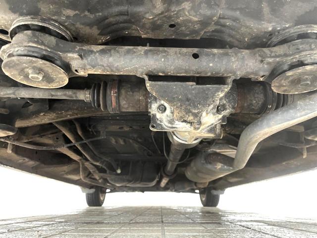 Ｎ－ＢＯＸカスタム Ｇ・Ａパッケージ　禁煙車　４ＷＤ　電動スライドドア　ＳＤナビ　ＨＩＤヘッド　純正１４インチアルミ　デュアルエアコン　Ｂｌｕｅｔｏｏｔｈ　ＣＤ　ＤＶＤ再生　フルセグ　プライバシーガラス　盗難防止装置（19枚目）