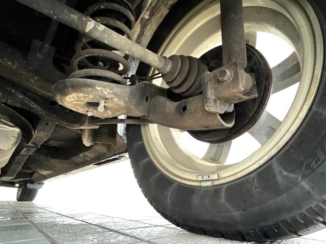 Ｎ－ＢＯＸカスタム Ｇ・Ａパッケージ　禁煙車　４ＷＤ　電動スライドドア　ＳＤナビ　ＨＩＤヘッド　純正１４インチアルミ　デュアルエアコン　Ｂｌｕｅｔｏｏｔｈ　ＣＤ　ＤＶＤ再生　フルセグ　プライバシーガラス　盗難防止装置（22枚目）