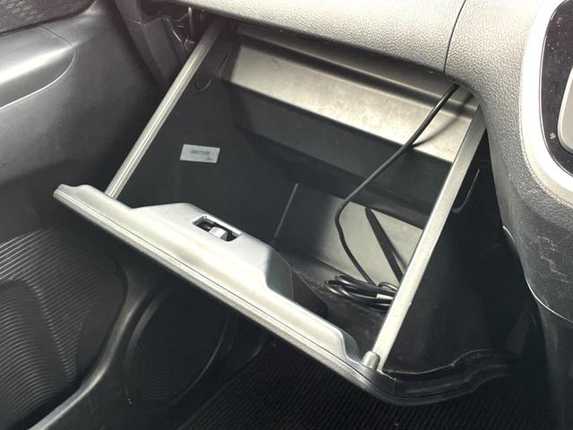 Ｎ－ＢＯＸカスタム Ｇ・Ａパッケージ　禁煙車　４ＷＤ　電動スライドドア　ＳＤナビ　ＨＩＤヘッド　純正１４インチアルミ　デュアルエアコン　Ｂｌｕｅｔｏｏｔｈ　ＣＤ　ＤＶＤ再生　フルセグ　プライバシーガラス　盗難防止装置（35枚目）