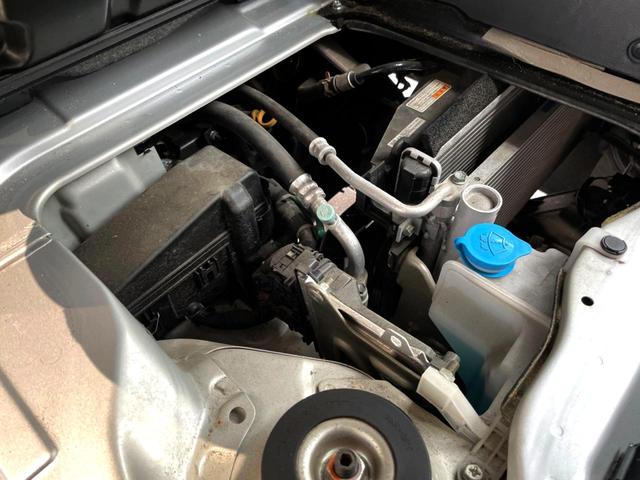 スーパーキャリイ X 禁煙車 4WD HIDヘッドライトライト プライバシーガラス(18枚目)