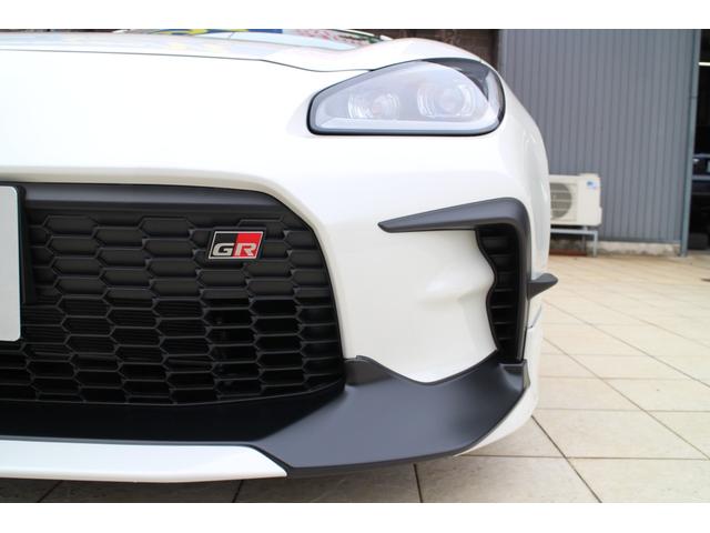 ＧＲ８６ ＲＺ　空力パッケージ　ＧＲエアロ・スポーツマフラー・トランクスポイラー・カナード・エアロスタビライジングカバー　純正フルセグ９インチナビ　バックカメラ　純正ドラレコ　ＥＴＣ２．０　ＨＤＭＩ　ＴＶキット（26枚目）