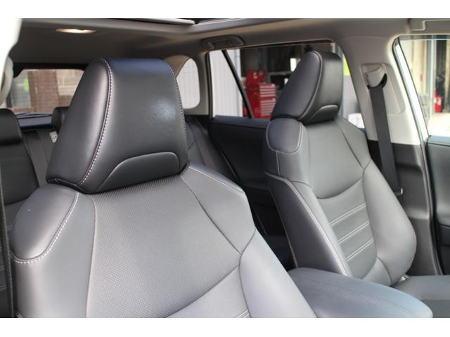 ＲＡＶ４ Ｇ　Ｚパッケージ　４ＷＤ　禁煙車　パノラマムーンルーフ　純正フルセグディスプレイオーディオ　全方位カメラ　ＥＴＣ２．０　デジタルインナーミラー　レザーシート　シートヒーター　パワーシート　ＬＥＤヘッドライト（24枚目）