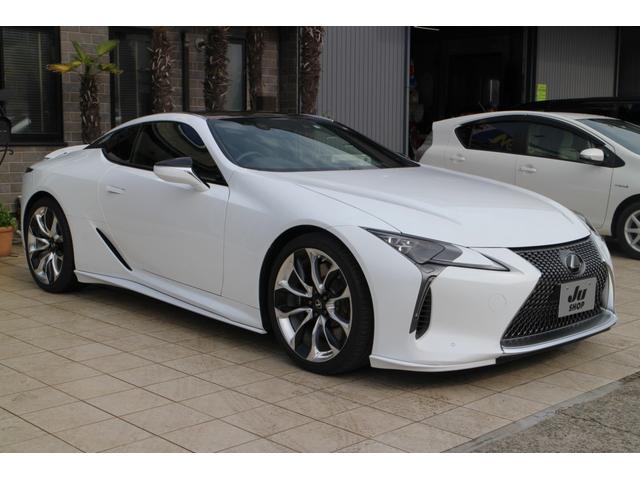 ＬＣ５００　Ｓパッケージ　マークレビンソンサウンドシステム　寒冷地仕様　カーボンルーフ　ＢＳＭ　ＲＣＴＡ　ＨＵＤ　ハーフレザーパワーシート　純正フルセグナビ　バックカメラ　ＥＴＣ２．０　ＬＥＤヘッドライト　ＴＲＤスポイラー(3枚目)