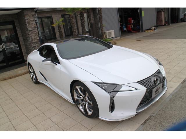 ＬＣ５００　Ｓパッケージ　マークレビンソンサウンドシステム　寒冷地仕様　カーボンルーフ　ＢＳＭ　ＲＣＴＡ　ＨＵＤ　ハーフレザーパワーシート　純正フルセグナビ　バックカメラ　ＥＴＣ２．０　ＬＥＤヘッドライト　ＴＲＤスポイラー(9枚目)