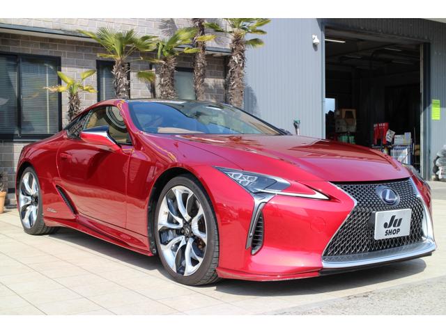 ＬＣ５００ｈ　Ｓパッケージ　三眼ＬＥＤヘッドライト　ＴＲＤエアロ　純正２１インチＡＷ　マークレビンソン　カーボンルーフパネル　ヘッドアップディスプレイ　ハーフレザー　パドルシフト　バックカメラ　ＥＴＣ２．０　ドライブレコーダー(3枚目)