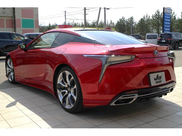 ＬＣ５００ｈ　Ｓパッケージ　三眼ＬＥＤヘッドライト　ＴＲＤエアロ　純正２１インチＡＷ　マークレビンソン　カーボンルーフパネル　ヘッドアップディスプレイ　ハーフレザー　パドルシフト　バックカメラ　ＥＴＣ２．０　ドライブレコーダー(7枚目)