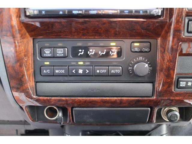 ＴＸ　４ＷＤ　丸目　サンルーフ　社外７インチナビ　ルーフレール　リフトアップ　３列シート　８人乗り　ＣＤ／ＤＶＤ　ＵＳＢ　Ｂｌｕｅｔｏｏｔｈ(19枚目)