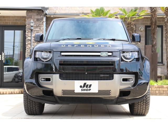 ディフェンダー １１０Ｘ－ダイナミックＳＥ　Ｄ３００　４ＷＤ　ＬＥＤヘッドライト　エアサスペンション　純正１９インチＡＷ　ＭＥＲＩＤＩＡＮサウンド　ＡｐｐｌｅＣａｒＰｌａｙ／ＡｎｄｒｏｉｄＡｕｔｏ　革シート　全周囲カメラ　シートヒーター＆ベンチレーション（2枚目）