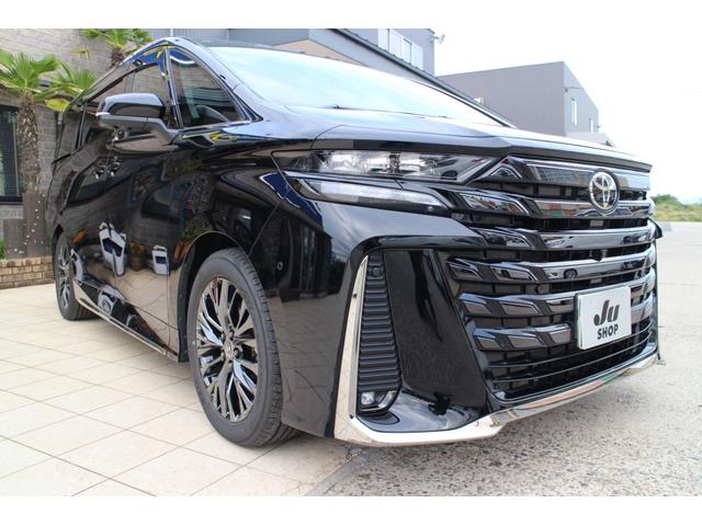 ヴェルファイアハイブリッド Ｚ　プレミア　４ＷＤ　デジタルインナーミラー　ユニバーサルステップ　フリップダウンモニター　ＥＴＣ２．０　携帯充電　ムーンルーフ　前後ドラレコ　両側パワスラ　パワーバックドア　レザーシート　パワーシート（7枚目）