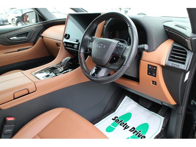 ヴェルファイアハイブリッド Ｚ　プレミア　４ＷＤ　デジタルインナーミラー　ユニバーサルステップ　フリップダウンモニター　ＥＴＣ２．０　携帯充電　ムーンルーフ　前後ドラレコ　両側パワスラ　パワーバックドア　レザーシート　パワーシート（18枚目）