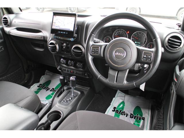 ジープ・ラングラーアンリミテッド スポーツ 4WD ブラックライノ17インチアルミ トーヨーオープンカントリー パイオニアフルセグナビ バックカメラ サイドカメラ ETC クルーズコントロール キーレス(12枚目)