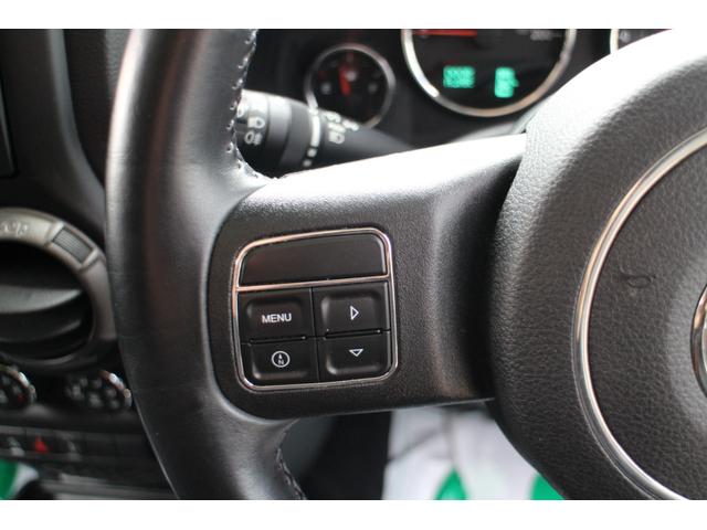 ジープ・ラングラーアンリミテッド スポーツ 4WD ブラックライノ17インチアルミ トーヨーオープンカントリー パイオニアフルセグナビ バックカメラ サイドカメラ ETC クルーズコントロール キーレス(18枚目)