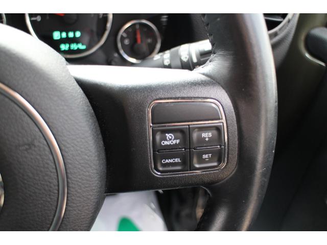 ジープ・ラングラーアンリミテッド スポーツ 4WD ブラックライノ17インチアルミ トーヨーオープンカントリー パイオニアフルセグナビ バックカメラ サイドカメラ ETC クルーズコントロール キーレス(19枚目)