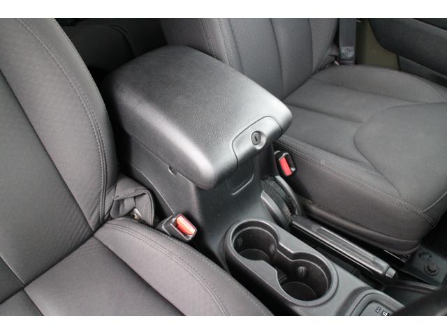 ジープ・ラングラーアンリミテッド スポーツ 4WD ブラックライノ17インチアルミ トーヨーオープンカントリー パイオニアフルセグナビ バックカメラ サイドカメラ ETC クルーズコントロール キーレス(27枚目)