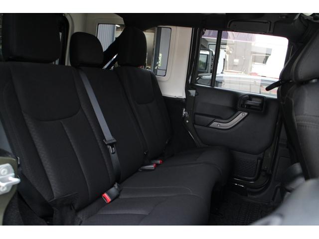 ジープ・ラングラーアンリミテッド スポーツ 4WD ブラックライノ17インチアルミ トーヨーオープンカントリー パイオニアフルセグナビ バックカメラ サイドカメラ ETC クルーズコントロール キーレス(32枚目)