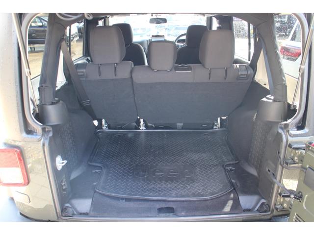 ジープ・ラングラーアンリミテッド スポーツ 4WD ブラックライノ17インチアルミ トーヨーオープンカントリー パイオニアフルセグナビ バックカメラ サイドカメラ ETC クルーズコントロール キーレス(36枚目)