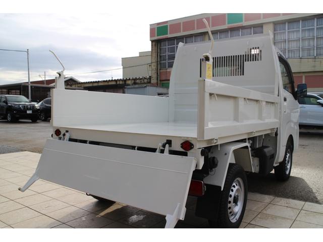 ハイゼットトラック 多目的ダンプ 4WD 届出済み未使用車 5MT PTOダンプ 4枚リーフスプリング クリアランスソナー アイドリングストップ ETC スマートアシスト オートマチックハイビーム LED荷台灯 リヤデフロック(13枚目)