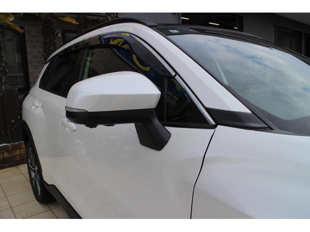 カローラクロス ハイブリッド　Ｚ　ワンオーナー　純正フルセグディスプレイオーディオ　全方位モニター　ＴＶキット　寒冷地仕様　パノラマルーフ　ＢＳＭ＋パーキングサポートブレーキ　置くだけ充電　スペアタイヤ　ＥＴＣ２．０　パワーバックドア（7枚目）