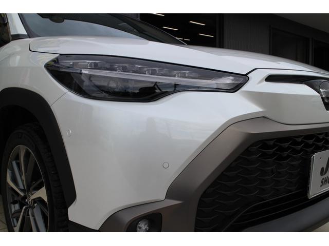 カローラクロス ハイブリッド　Ｚ　ワンオーナー　純正フルセグディスプレイオーディオ　全方位モニター　ＴＶキット　寒冷地仕様　パノラマルーフ　ＢＳＭ＋パーキングサポートブレーキ　置くだけ充電　スペアタイヤ　ＥＴＣ２．０　パワーバックドア（10枚目）