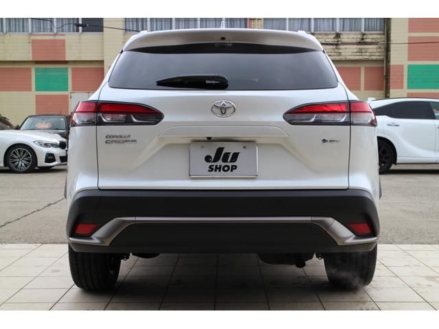 カローラクロス ハイブリッド　Ｚ　ワンオーナー　純正フルセグディスプレイオーディオ　全方位モニター　ＴＶキット　寒冷地仕様　パノラマルーフ　ＢＳＭ＋パーキングサポートブレーキ　置くだけ充電　スペアタイヤ　ＥＴＣ２．０　パワーバックドア（16枚目）