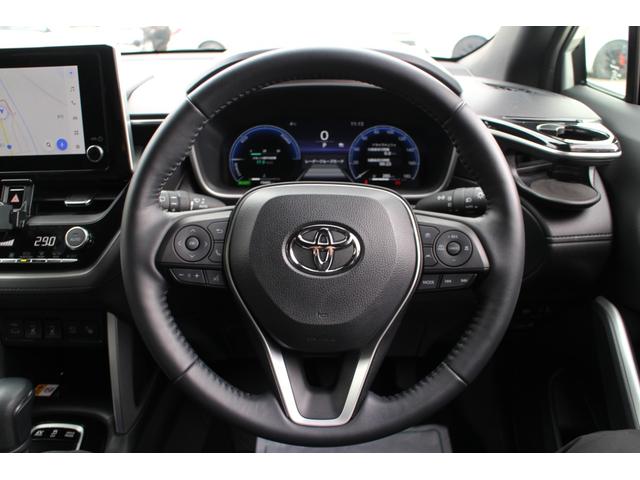 カローラクロス ハイブリッド　Ｚ　ワンオーナー　純正フルセグディスプレイオーディオ　全方位モニター　ＴＶキット　寒冷地仕様　パノラマルーフ　ＢＳＭ＋パーキングサポートブレーキ　置くだけ充電　スペアタイヤ　ＥＴＣ２．０　パワーバックドア（26枚目）