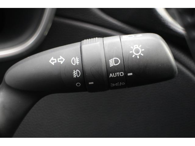 カローラクロス ハイブリッド　Ｚ　ワンオーナー　純正フルセグディスプレイオーディオ　全方位モニター　ＴＶキット　寒冷地仕様　パノラマルーフ　ＢＳＭ＋パーキングサポートブレーキ　置くだけ充電　スペアタイヤ　ＥＴＣ２．０　パワーバックドア（29枚目）