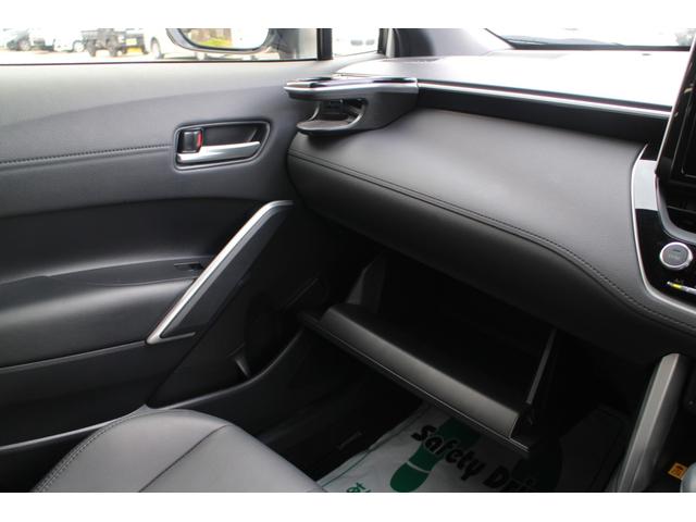 カローラクロス ハイブリッド　Ｚ　ワンオーナー　純正フルセグディスプレイオーディオ　全方位モニター　ＴＶキット　寒冷地仕様　パノラマルーフ　ＢＳＭ＋パーキングサポートブレーキ　置くだけ充電　スペアタイヤ　ＥＴＣ２．０　パワーバックドア（39枚目）