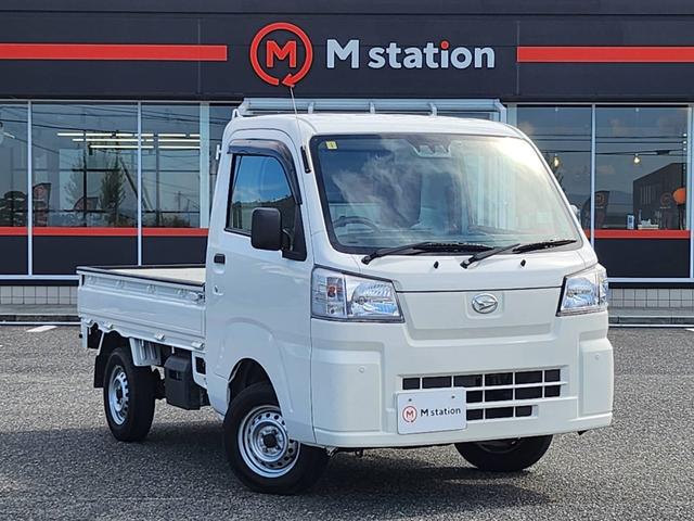 ハイゼットトラック スタンダード　電子制御式４ＷＤ　スマートアシスト　衝突被害軽減ブレーキ　車線逸脱警報　標識認識機能　前後方誤発進抑制　ＶＳＣ＆ＴＲＣ　アイドリングストップ　ヘッドライトレベライザー（4枚目）