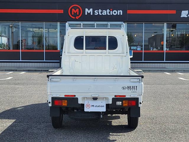 ハイゼットトラック スタンダード　電子制御式４ＷＤ　スマートアシスト　衝突被害軽減ブレーキ　車線逸脱警報　標識認識機能　前後方誤発進抑制　ＶＳＣ＆ＴＲＣ　アイドリングストップ　ヘッドライトレベライザー（7枚目）
