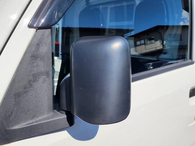 ハイゼットトラック スタンダード　電子制御式４ＷＤ　スマートアシスト　衝突被害軽減ブレーキ　車線逸脱警報　標識認識機能　前後方誤発進抑制　ＶＳＣ＆ＴＲＣ　アイドリングストップ　ヘッドライトレベライザー（36枚目）