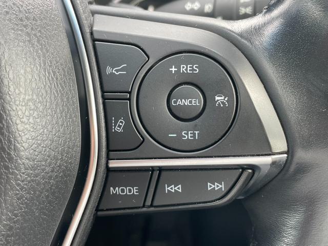 カムリ ＷＳブラックエディション　４ＷＤ　ワンオーナー　本革シート　運転席８ＷＡＹ助手席４ＷＡＹパワーシート　シートヒーター　Ｂｉ－ＢｅａｍＬＥＤヘッドライト　ＴＳＳプリクラッシュ　８型ディスプレイオーディオ　ブラック塗装１８アルミ（18枚目）