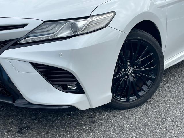 カムリ ＷＳブラックエディション　４ＷＤ　ワンオーナー　本革シート　運転席８ＷＡＹ助手席４ＷＡＹパワーシート　シートヒーター　Ｂｉ－ＢｅａｍＬＥＤヘッドライト　ＴＳＳプリクラッシュ　８型ディスプレイオーディオ　ブラック塗装１８アルミ（54枚目）