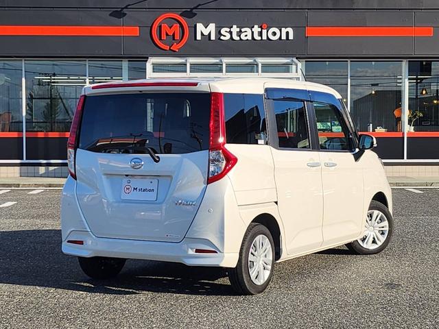 トール Ｇ　４ＷＤ　スマートアシスト　衝突被害軽減ブレーキ　誤発進抑制装置　レーンキープアシスト　パナソニックメモリーナビ　バックカメラ　Ｂｌｕｅｔｏｏｔｈ　両側パワースライドドア　スマートキー（7枚目）