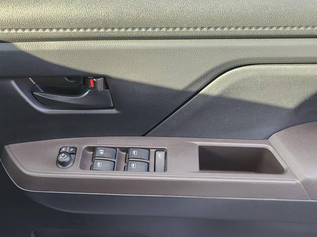 トール Ｇ　４ＷＤ　スマートアシスト　衝突被害軽減ブレーキ　誤発進抑制装置　レーンキープアシスト　パナソニックメモリーナビ　バックカメラ　Ｂｌｕｅｔｏｏｔｈ　両側パワースライドドア　スマートキー（26枚目）