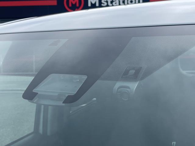 ノア Ｘ　４ＷＤ　ワンオーナー　トヨタセーフティセンス　衝突被害軽減ブレーキ　レーンキープアシスト　寒冷地仕様　純正メモリーナビ　バックカメラ　パワースライドドア　ＬＥＤライト　ＡＨＢ　ドライブレコーダー（14枚目）