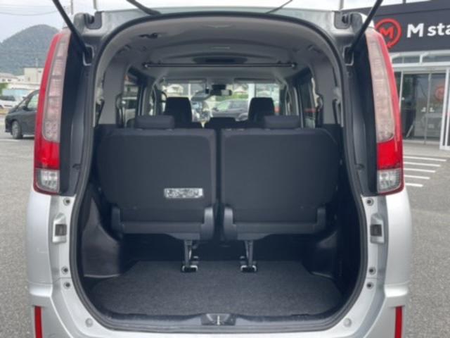 ノア Ｘ　４ＷＤ　ワンオーナー　トヨタセーフティセンス　衝突被害軽減ブレーキ　レーンキープアシスト　寒冷地仕様　純正メモリーナビ　バックカメラ　パワースライドドア　ＬＥＤライト　ＡＨＢ　ドライブレコーダー（33枚目）