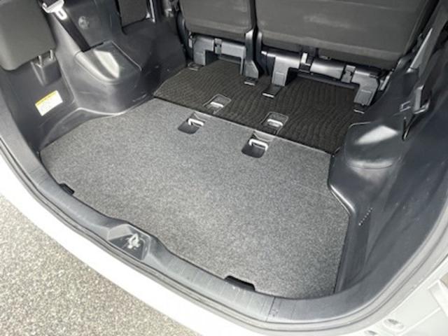 ノア Ｘ　４ＷＤ　ワンオーナー　トヨタセーフティセンス　衝突被害軽減ブレーキ　レーンキープアシスト　寒冷地仕様　純正メモリーナビ　バックカメラ　パワースライドドア　ＬＥＤライト　ＡＨＢ　ドライブレコーダー（36枚目）