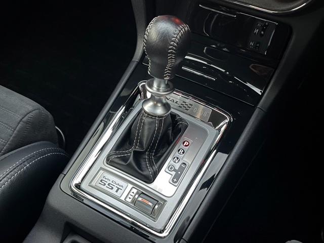 ランサー GSRエボリューションX SSTファイナル ハイパフォーマンスPKG DIATONEメモリーナビ バックカメラ クルーズコントロール ハーフレザーシート パドルシフト Bluetooth ETC HID 純正アルミ ASC(15枚目)