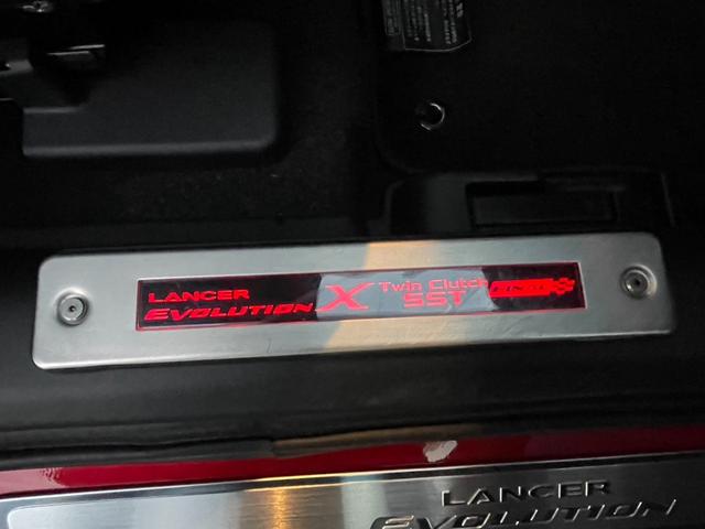 ランサー GSRエボリューションX SSTファイナル ハイパフォーマンスPKG DIATONEメモリーナビ バックカメラ クルーズコントロール ハーフレザーシート パドルシフト Bluetooth ETC HID 純正アルミ ASC(17枚目)