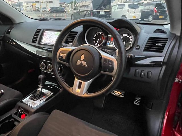 ランサー GSRエボリューションX SSTファイナル ハイパフォーマンスPKG DIATONEメモリーナビ バックカメラ クルーズコントロール ハーフレザーシート パドルシフト Bluetooth ETC HID 純正アルミ ASC(19枚目)