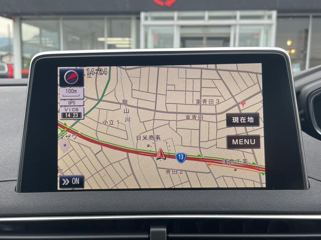 3008 GTライン アクティブセーフティブレーキ パノラミックサンルーフ ハンズフリー電動テールゲート フルLEDライト アクティブクルーズコントロール アドバンスグリップコントロール 純正ナビ ワイドバックカメラ(12枚目)