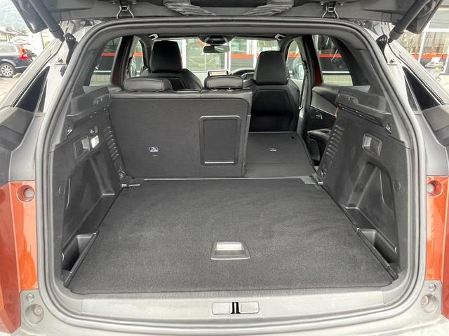 3008 GTライン アクティブセーフティブレーキ パノラミックサンルーフ ハンズフリー電動テールゲート フルLEDライト アクティブクルーズコントロール アドバンスグリップコントロール 純正ナビ ワイドバックカメラ(20枚目)